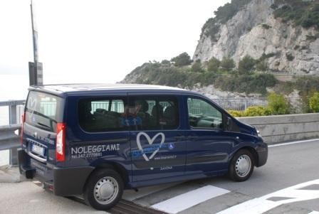 TRASPORTO DISABILI LIGURIA - BLUERENTAL AUTONOLEGGIO