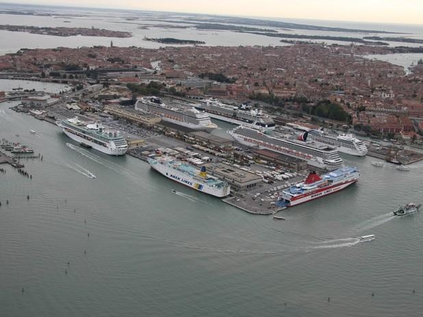 NAVETTA PER TERMINAL CROCIERE VENEZIA - BLUERENTAL AUTONOLEGGIO