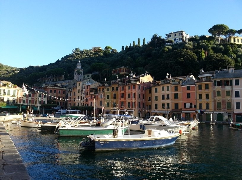 Transfer from Genoa Airport to Portofino - BLUERENTAL AUTONOLEGGIO